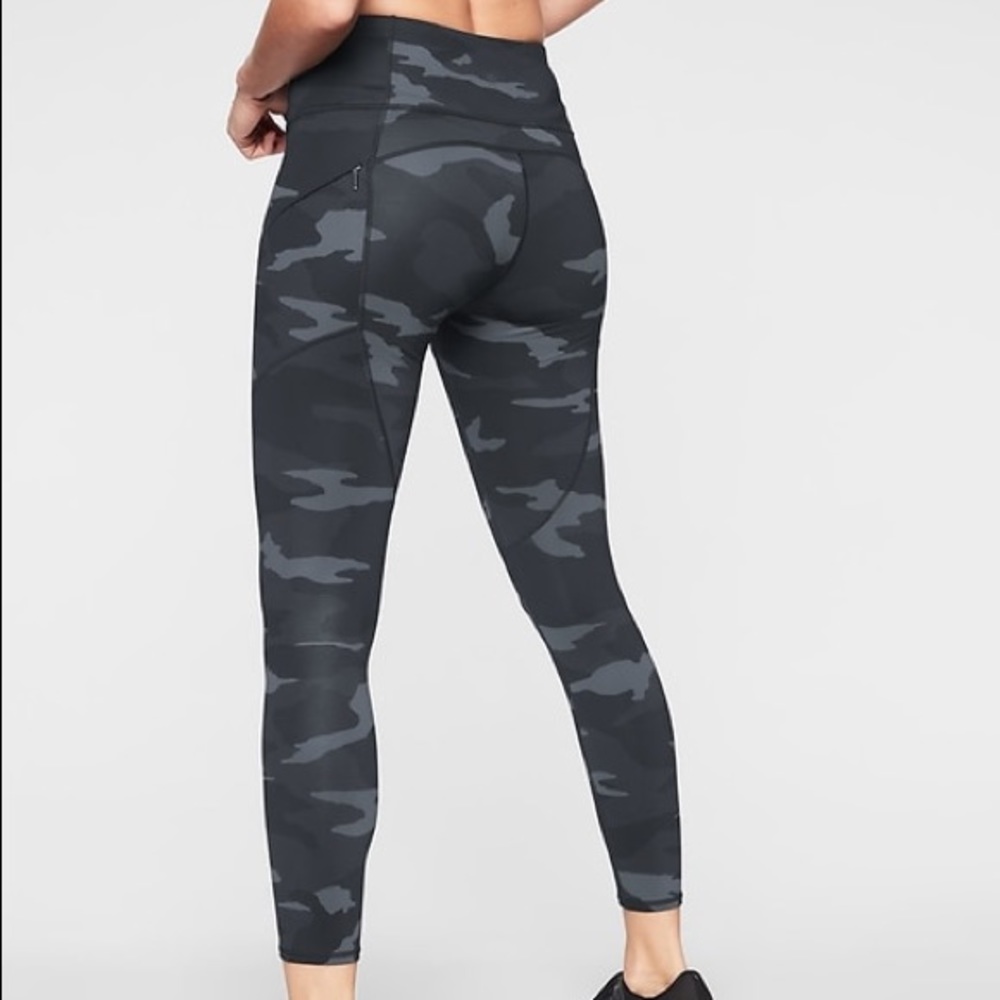 Athleta 7/8 Camo Leggings